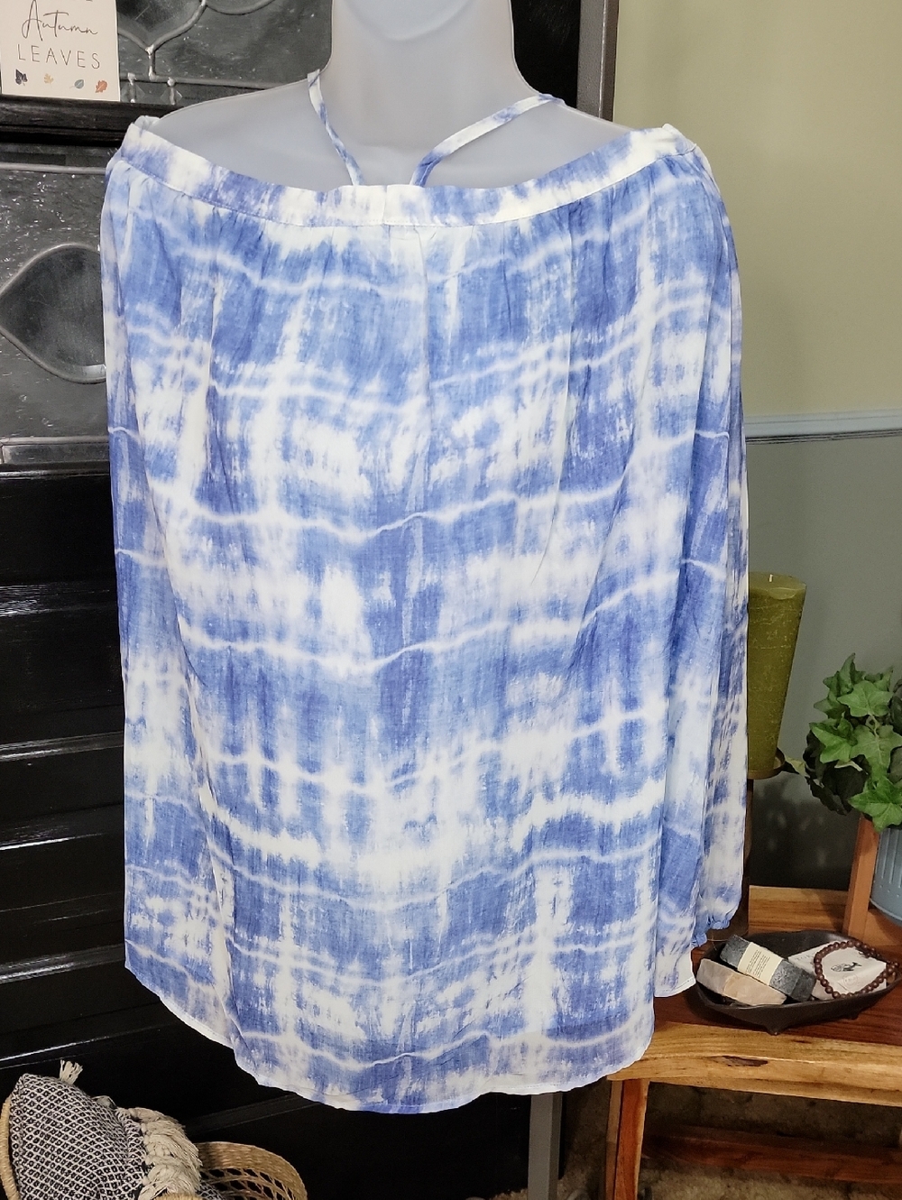 #72 NWT DAVI & DANI  Blue and White Tie-Dye Off Shoulder Blouse Woman Size 2XL